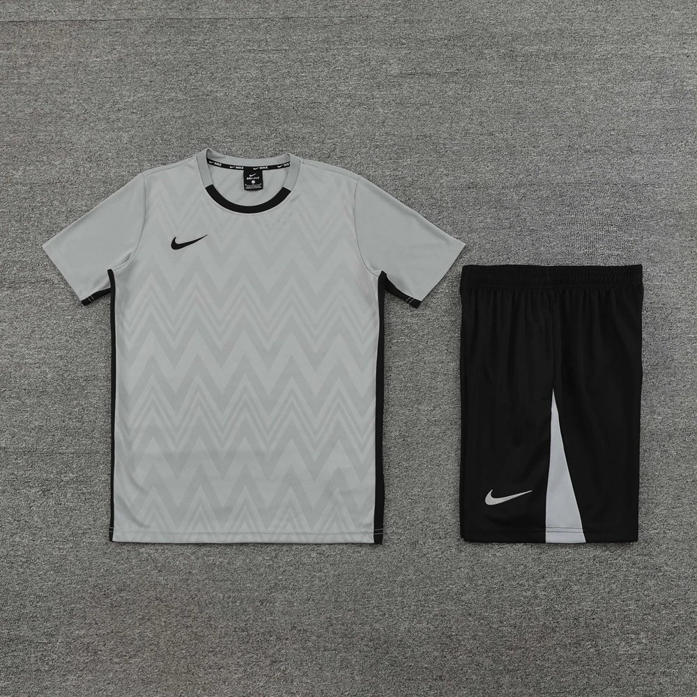 Nike Training Set Black/White Activewear - 14