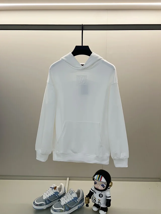 Louis Vuitton Hoodies & Sweatshirts Drawstring pullover hoodie with kangaroo pocket product detail image 10