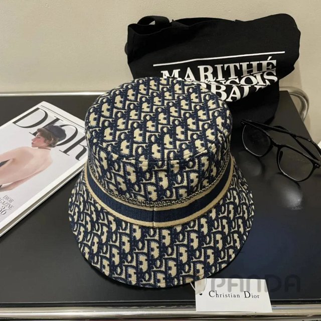 Dior Cap: seller detail photo 3
