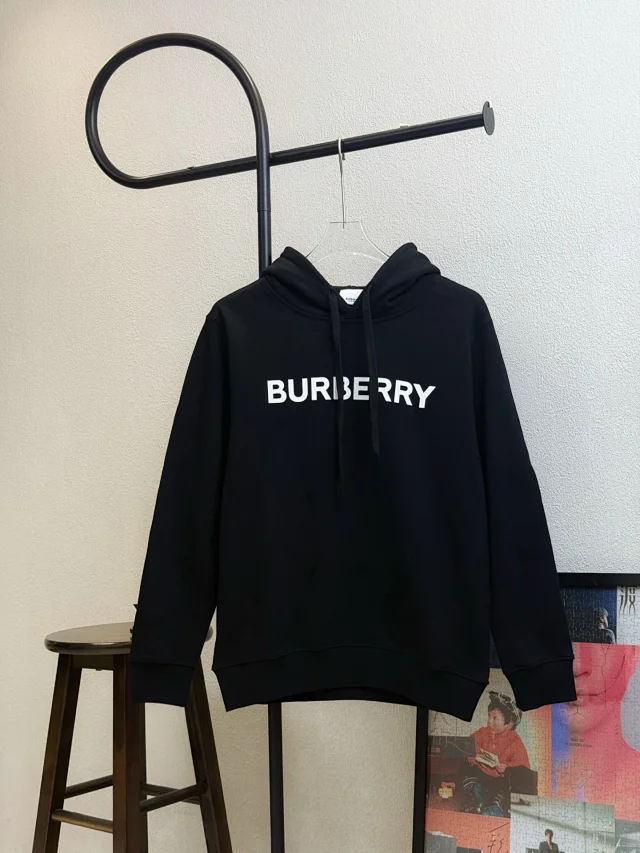 Burberry Hoodies & Sweatshirts Hooded Pullover with Equestrian Knight Motif product detail image 3