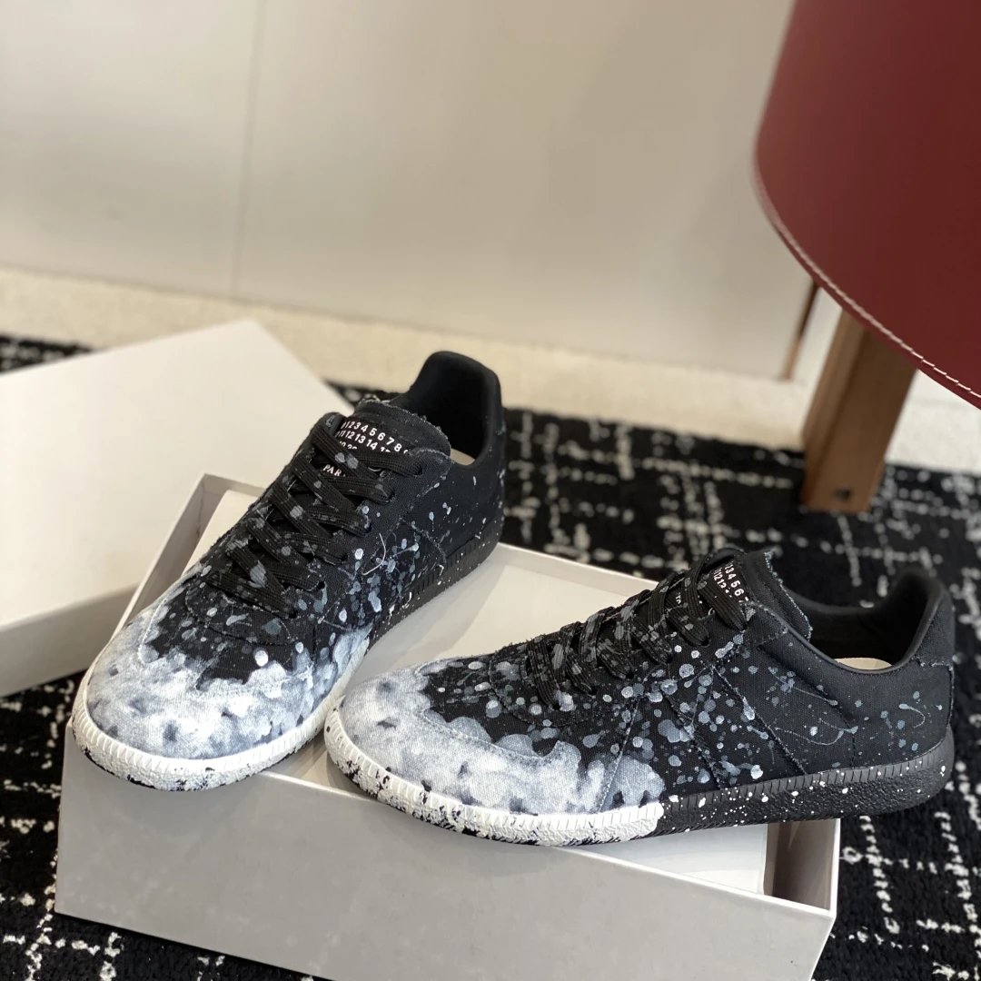 Canvas Ink Splatter Black