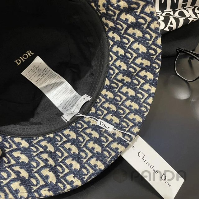 Dior Cap: seller detail photo 7