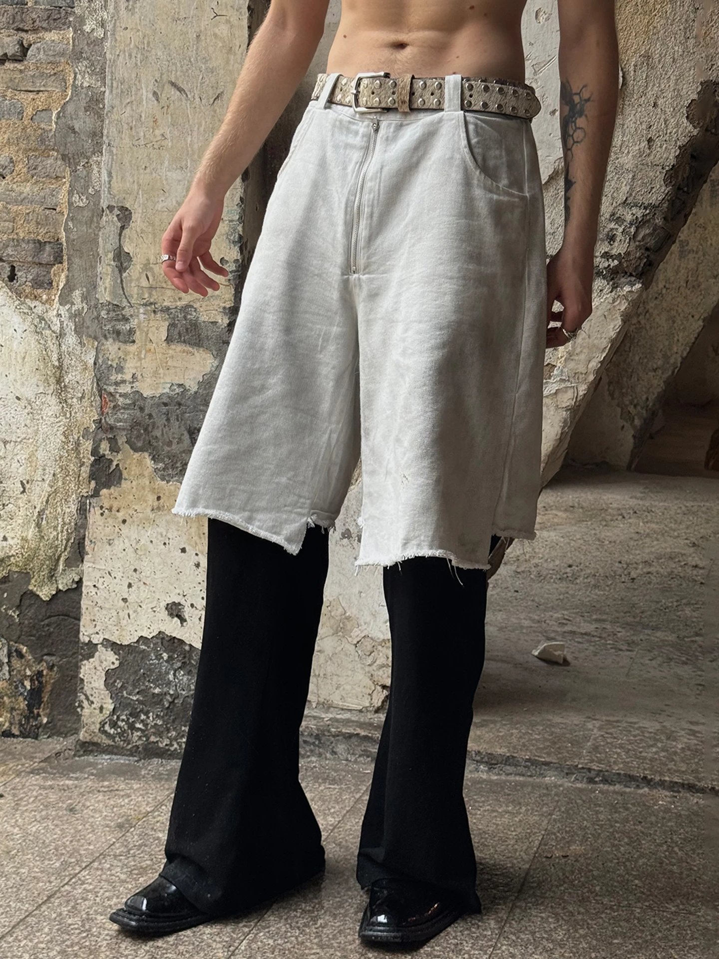 Wide-Leg Pants · 3