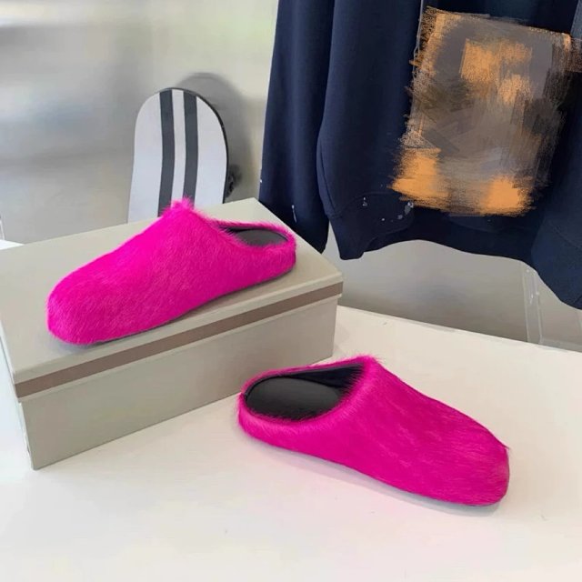 Marni Slides: seller detail photo 1