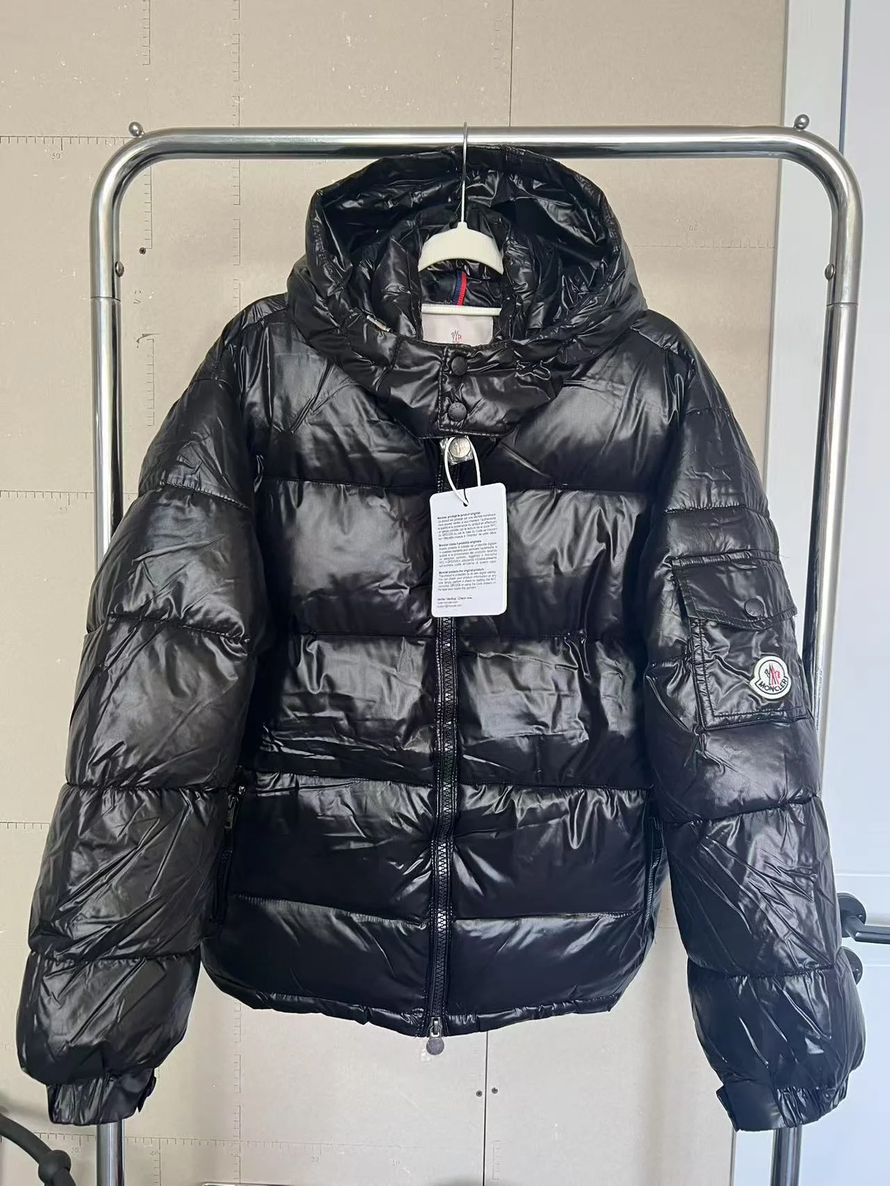 Moncler Maya Classic Glossy Hooded Short Down Jacket