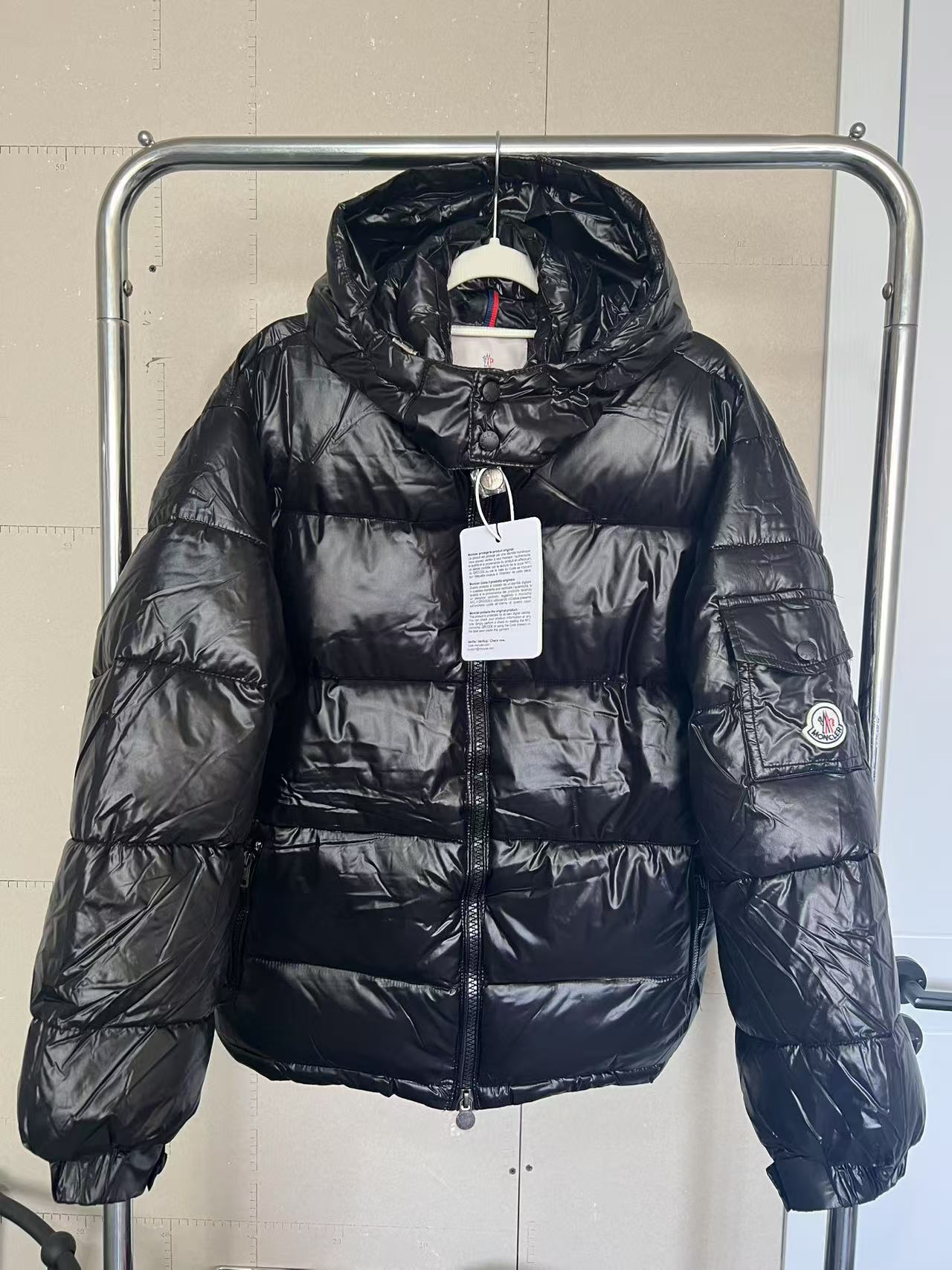 High quality small side logo hooded zipper cotton jacket