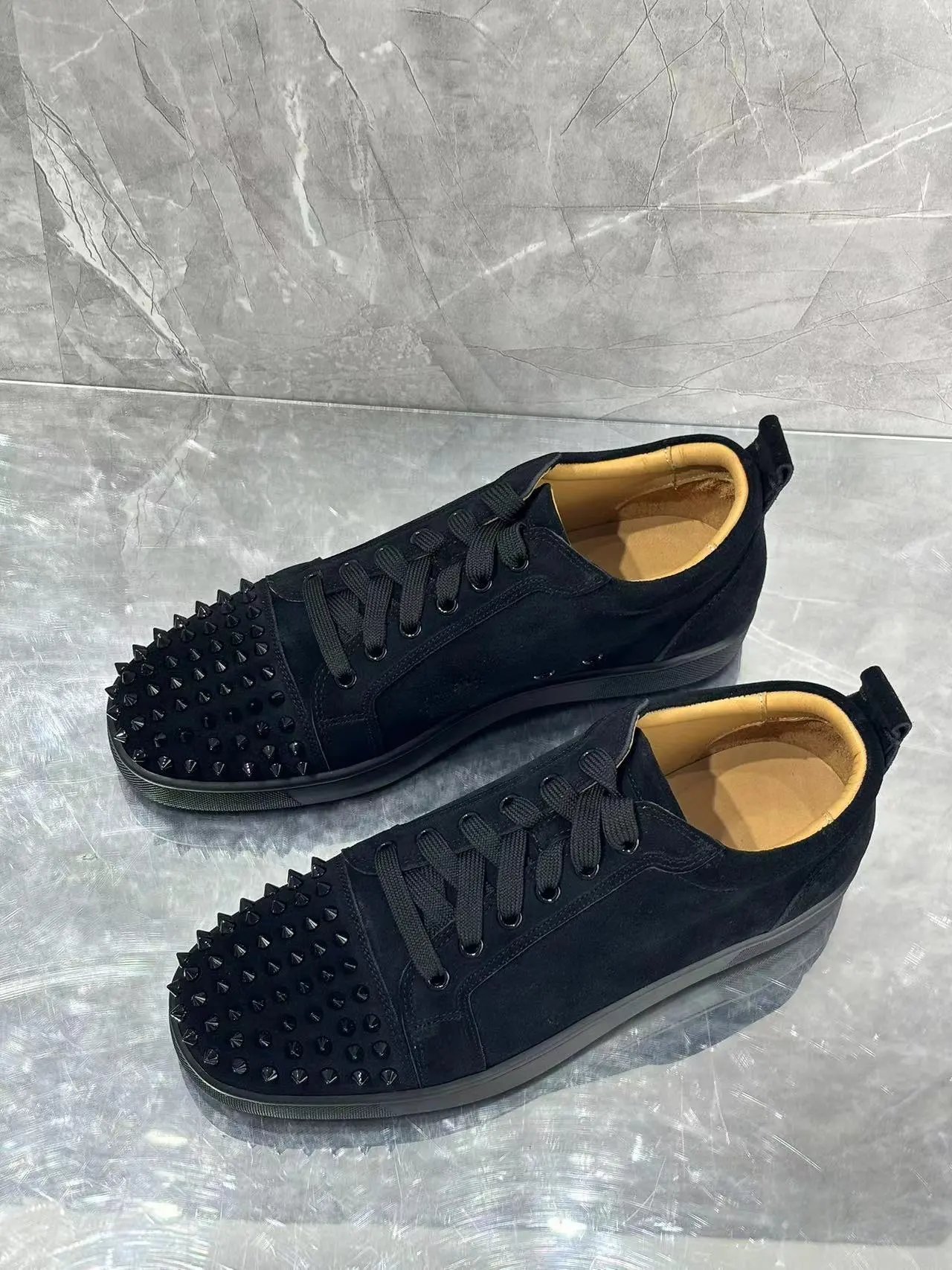 Christian Louboutin Sneaker 4