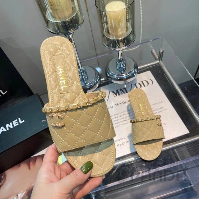 Chanel Slipper: seller detail photo 4