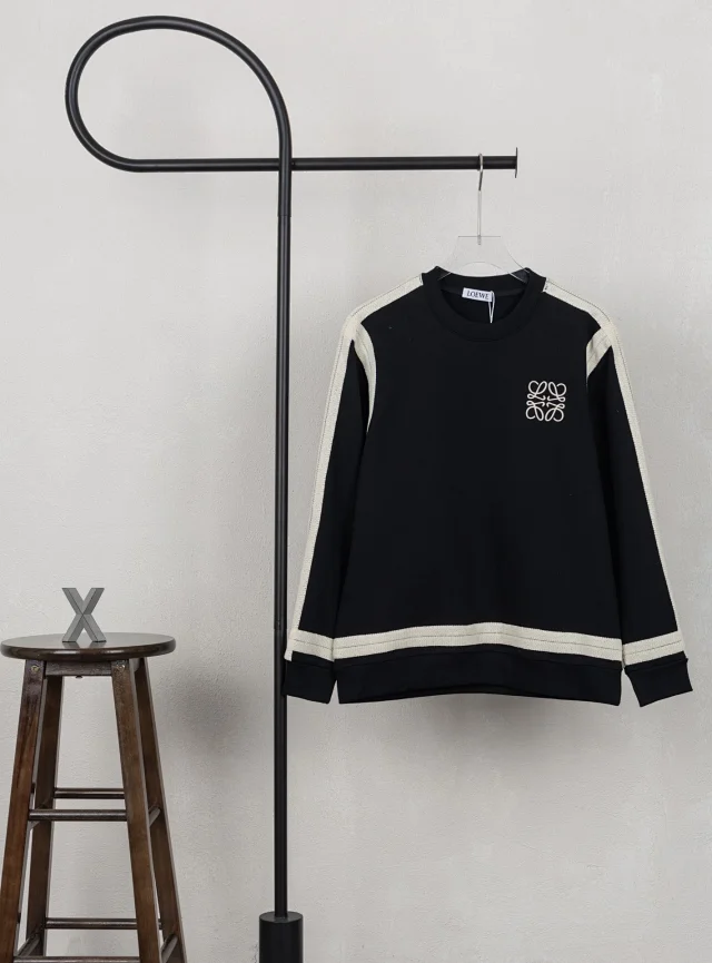Loewe Hoodies & Sweatshirts Anagram embroidered crewneck sweatshirt product detail image 8