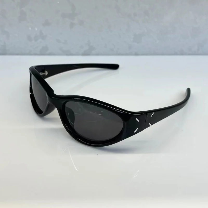 Black Frame