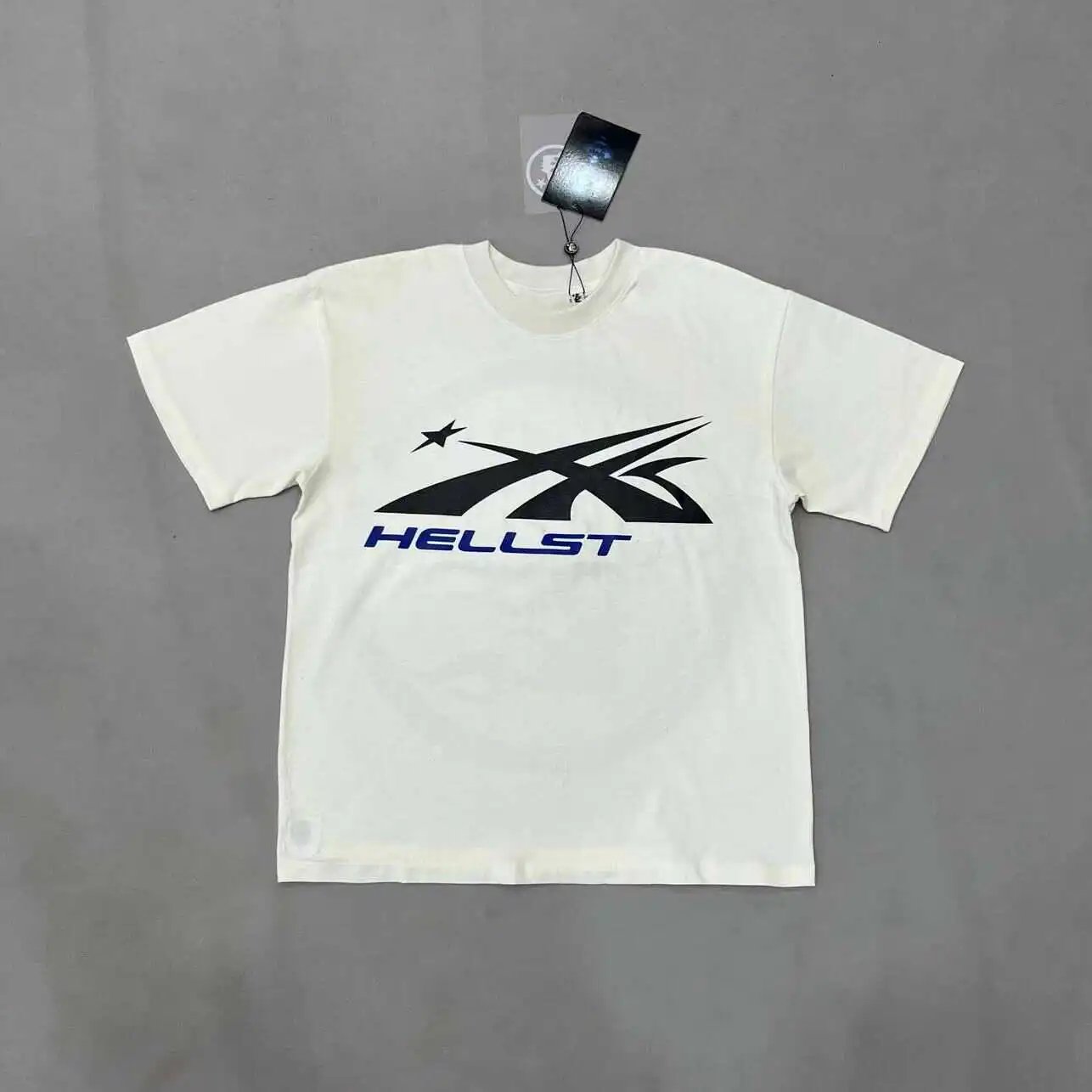 Hellstar Family tee foto 2