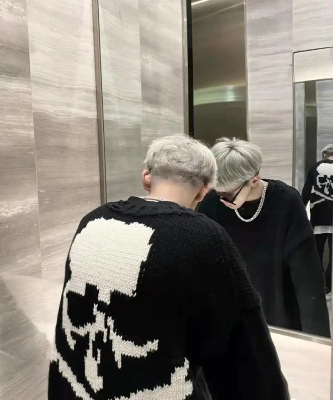 Design Skull Knit Sweater Black - 12