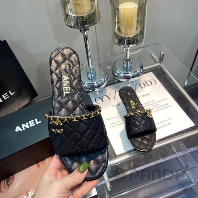 Chanel Slipper: seller detail photo 2