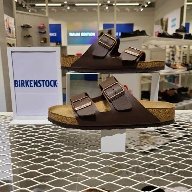 Birken stock Beach Sandal: seller detail photo 5