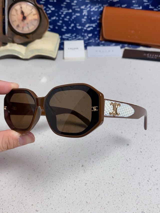 CHANEL sunglasses: seller detail photo 6