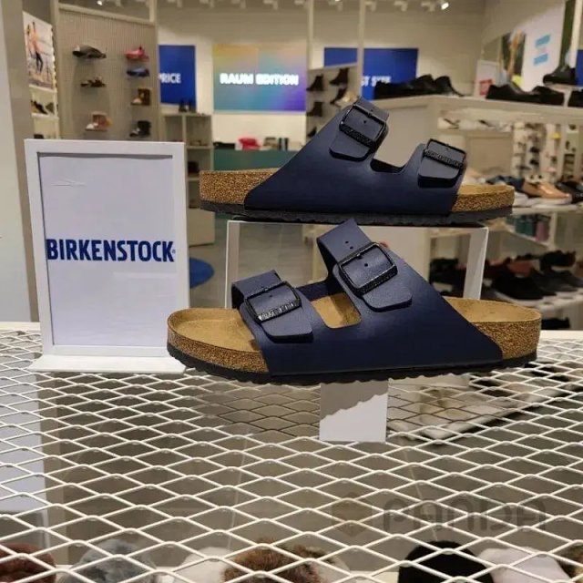Birken stock Beach Sandal: seller detail photo 4
