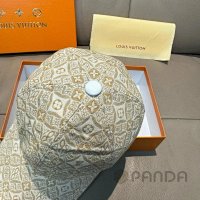 Lv Baseball cap — seller photo 8