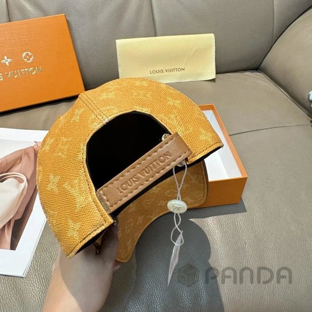Lv Baseball cap: seller detail photo 12
