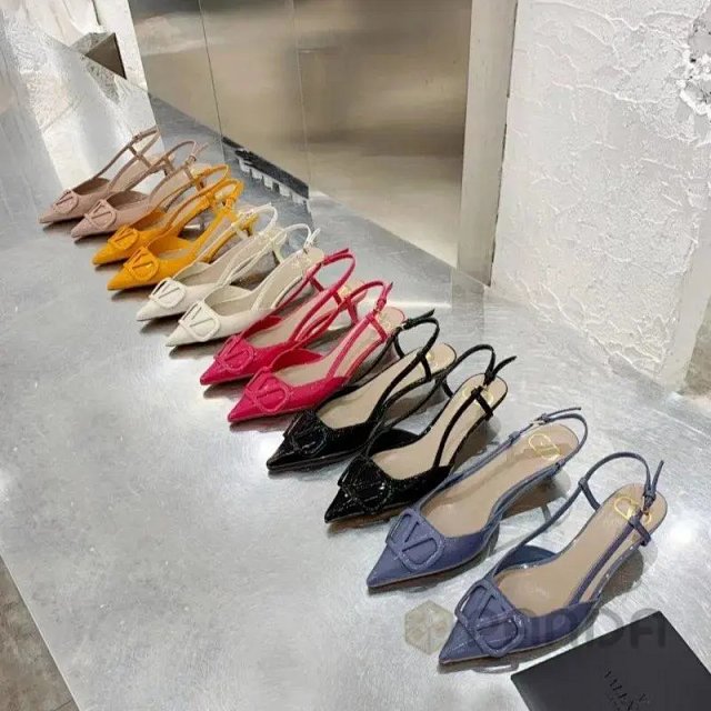 Valentino High-heeled Shoes: seller detail photo 4