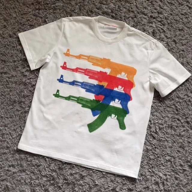 T-Shirt: seller detail photo 3