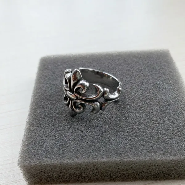 Design Fleur-de-Lis Silver Ring Jewelry - 1
