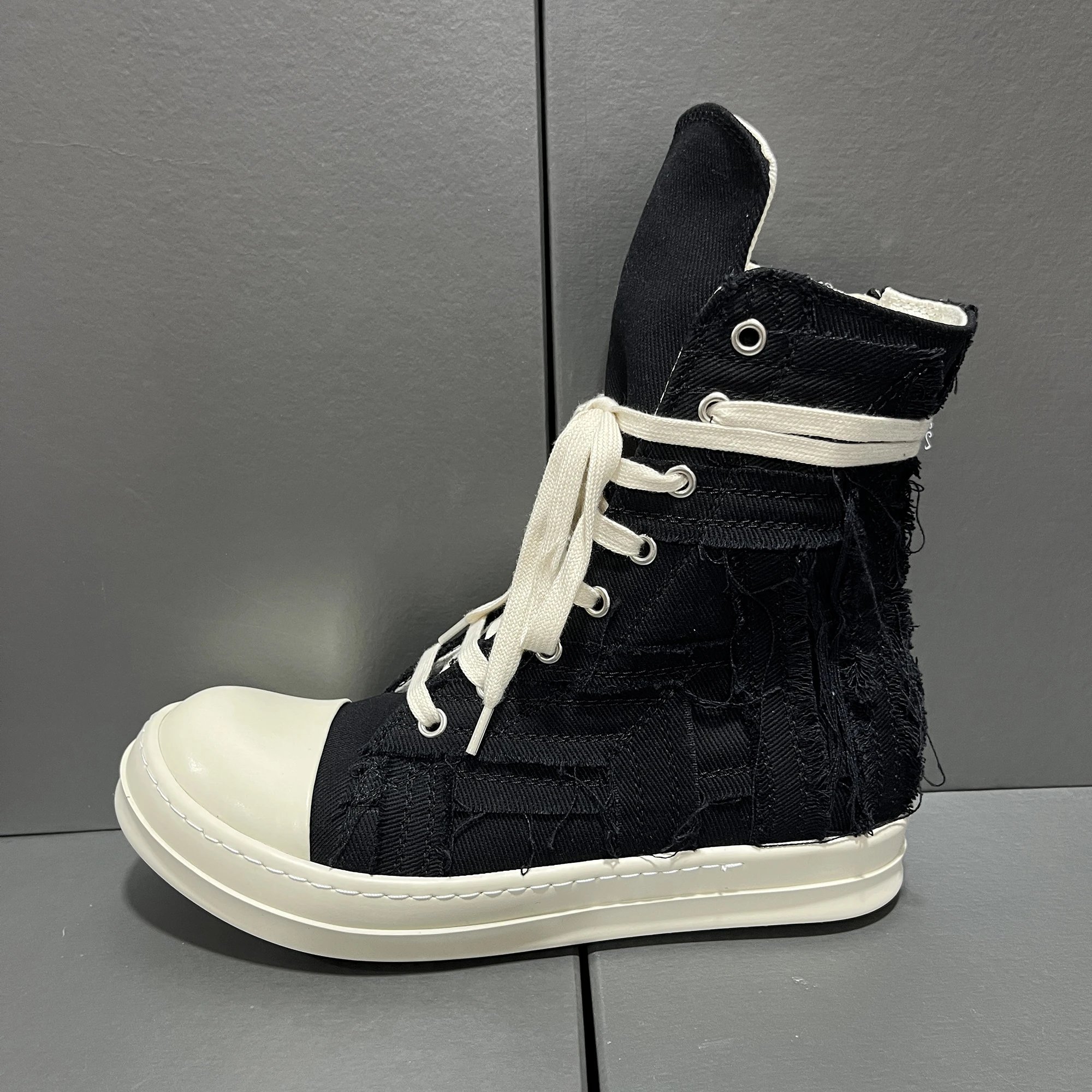 Tassel Distressed Canvas Thick-Soled Arc-Shaped · 3