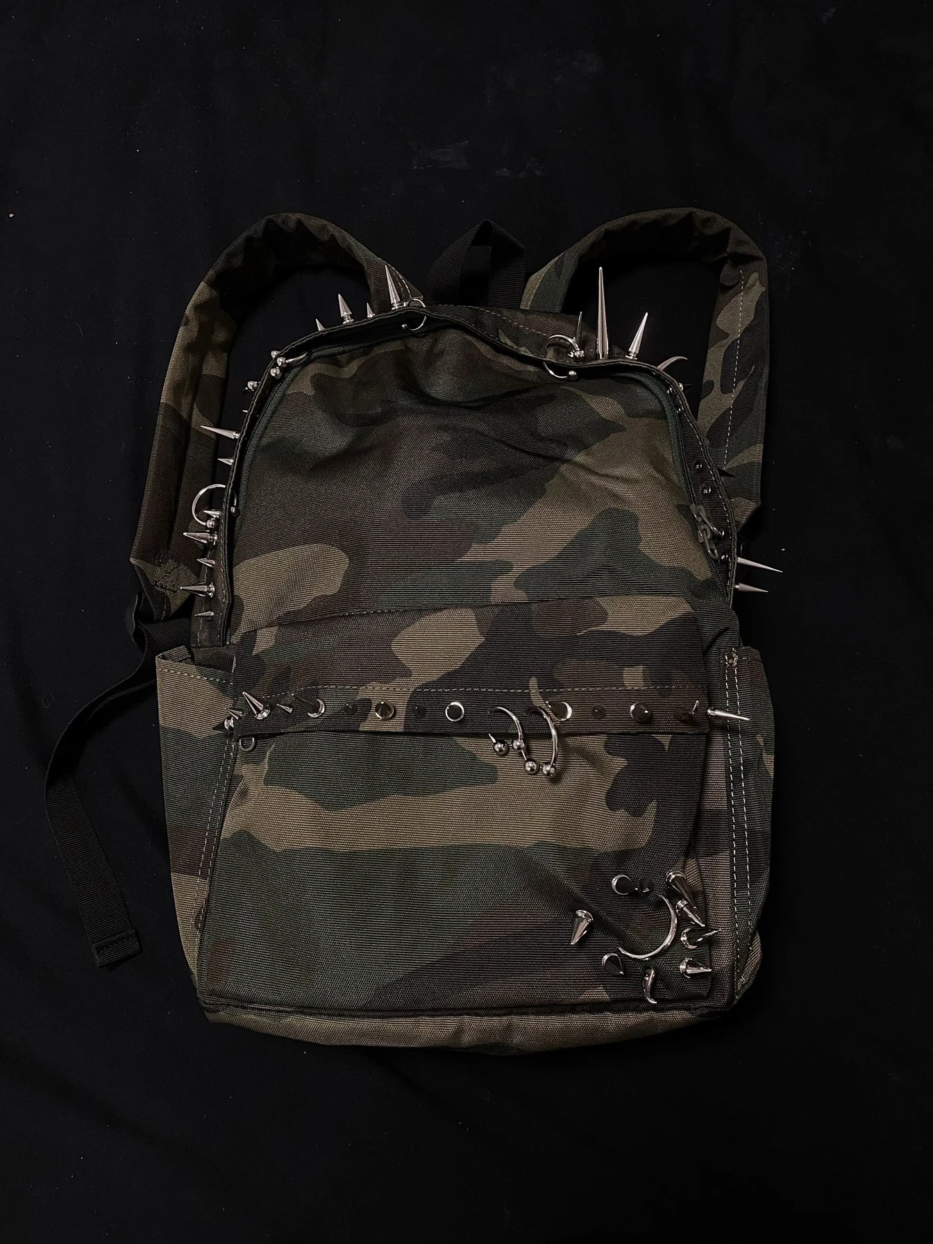Playsongs Pierced Camo Backpack 2