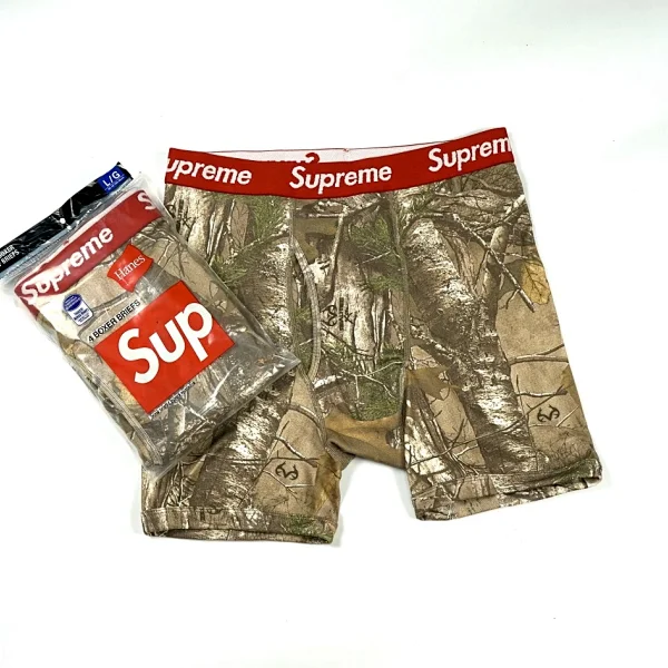 Supreme × Hanes Collaboration: Men's Black Boxer Briefs