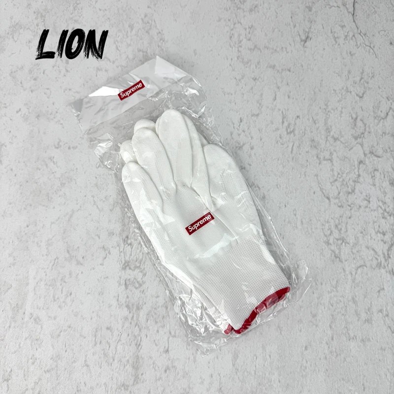 Supreme Grip Gloves · 4