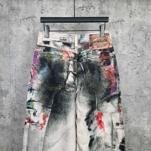 Acne Studios Jeans Graffiti-Print Loose-Fit product detail image 2