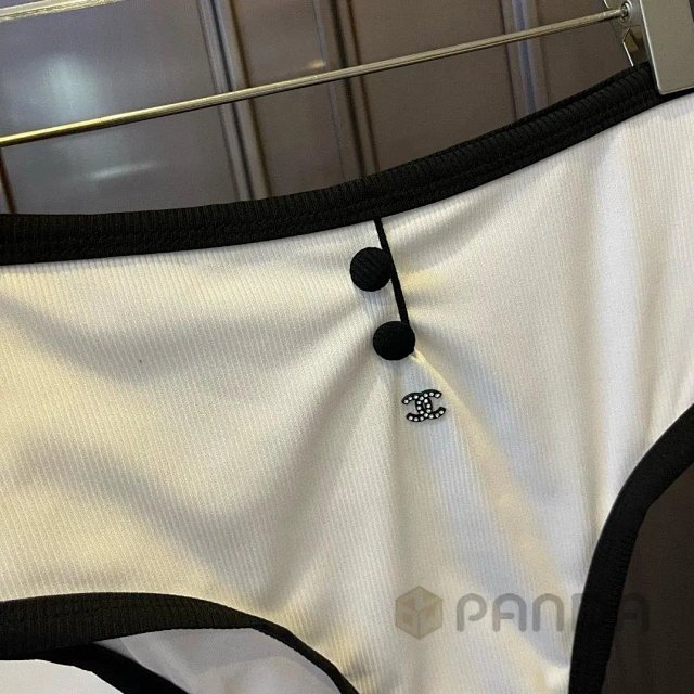 Chanel Bikini: seller detail photo 9