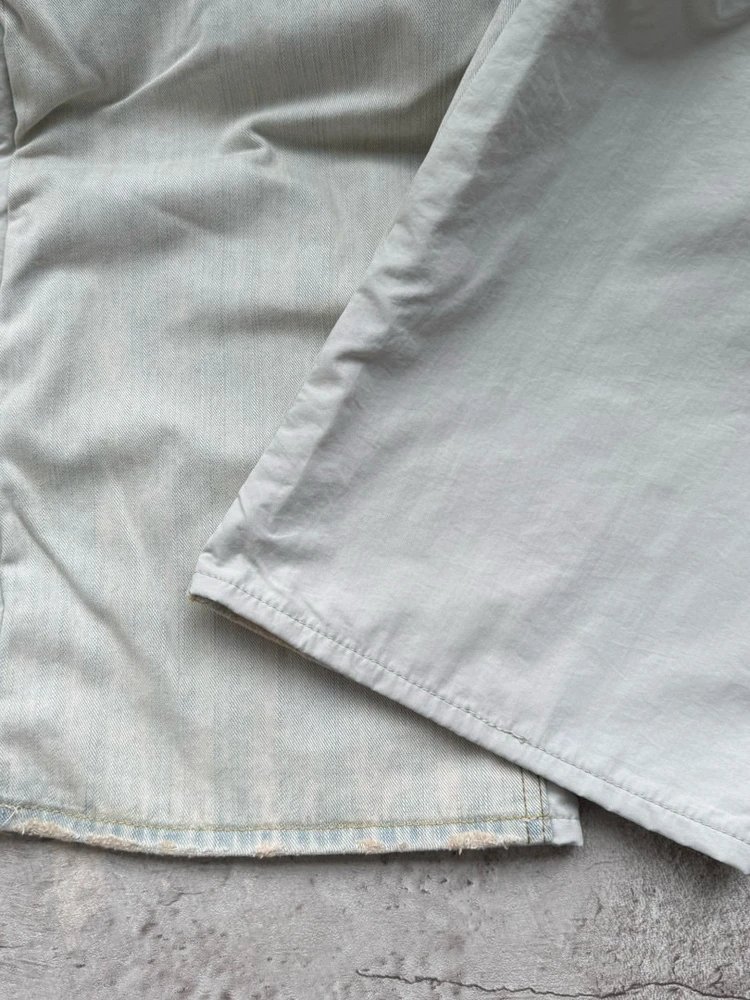 Washed Jeans · 4
