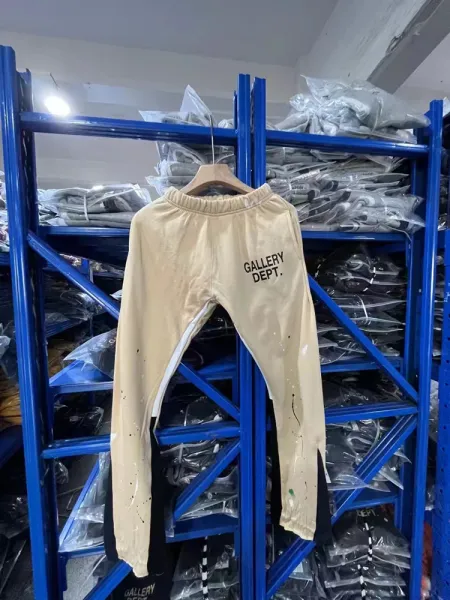 Gallery Dept Paint-Splatter Sweatpants Beige - 1