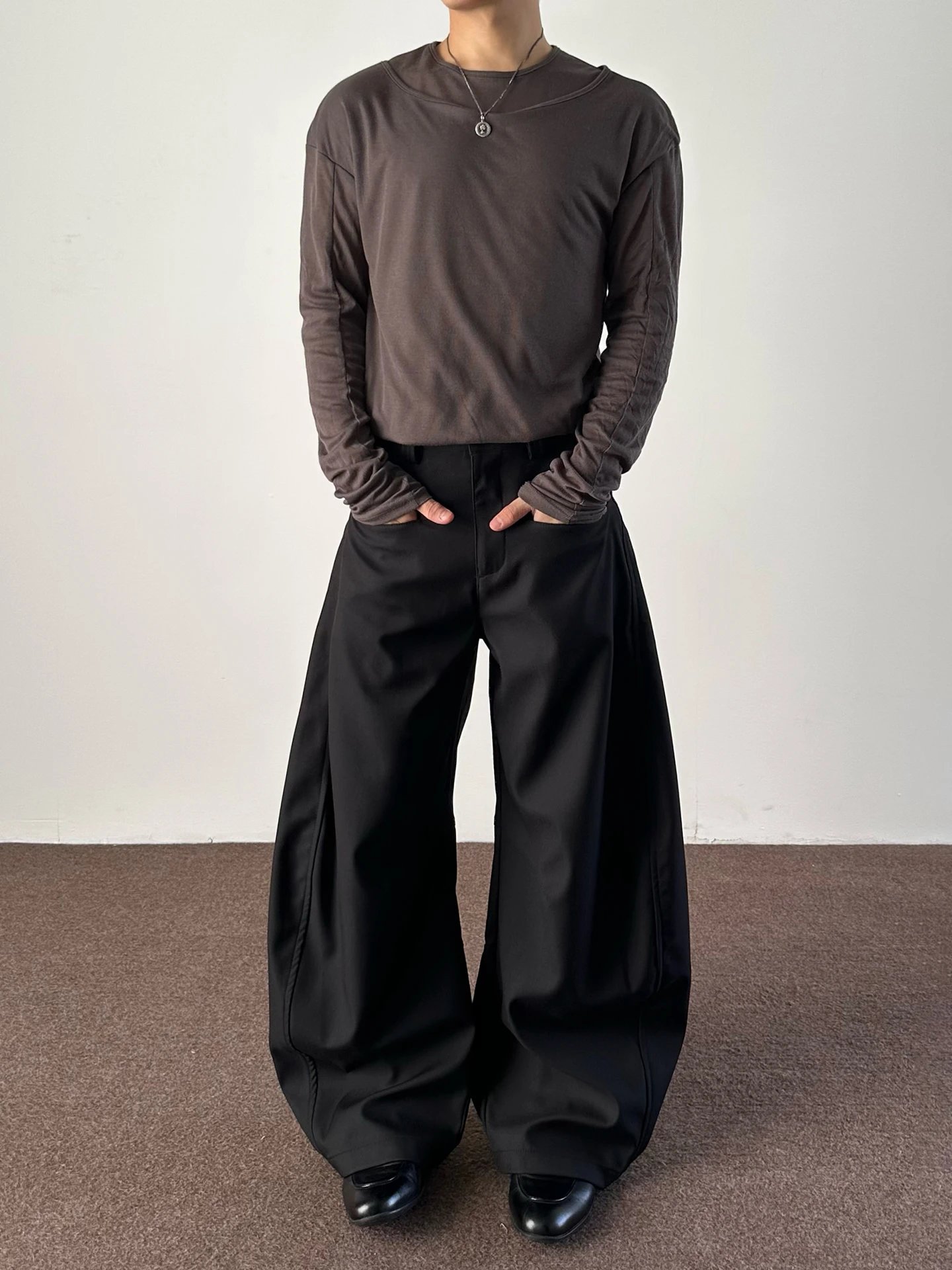Scimitar Pants · 4