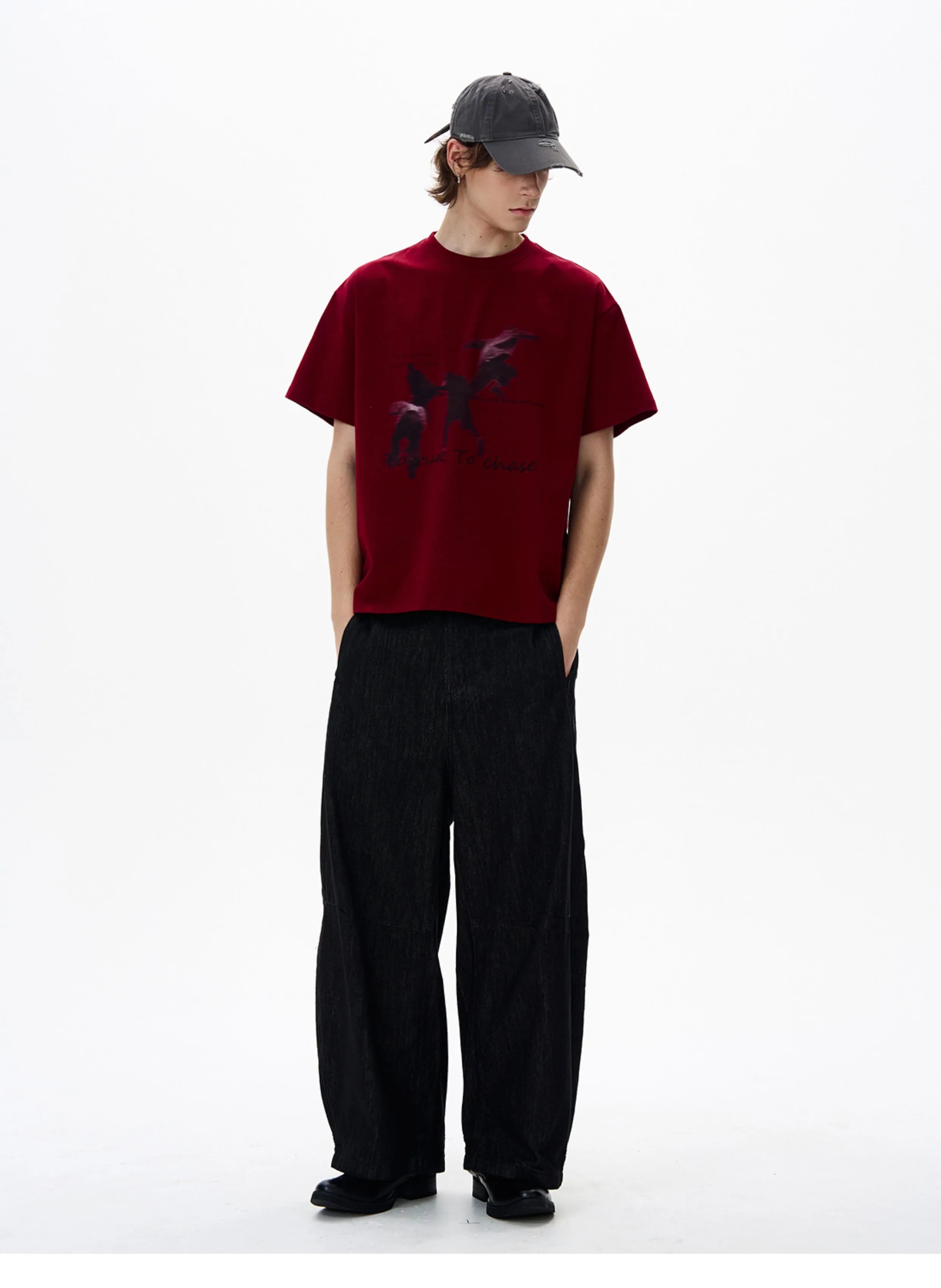 Design 'To Run To Chase' Graphic Print Oversized T-Shirt White - 10