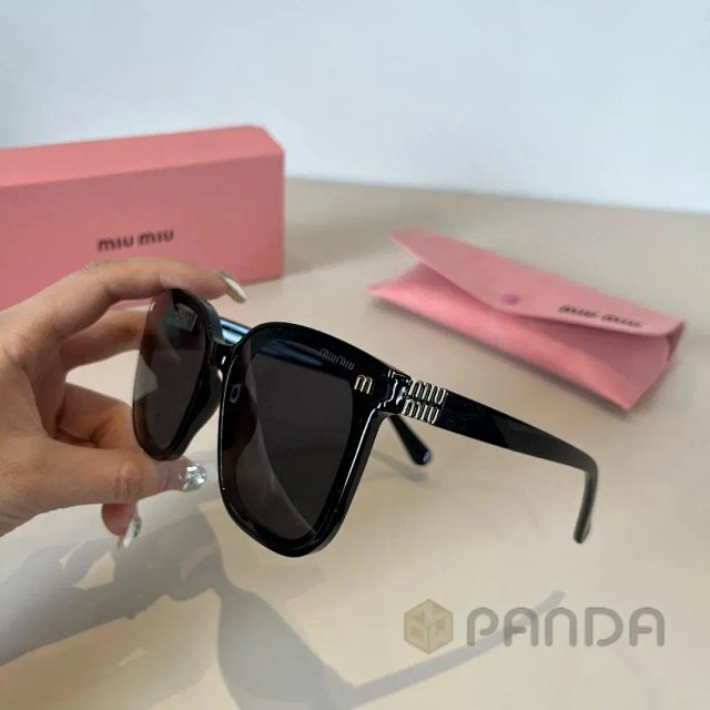 Miu Glasses: seller detail photo 8