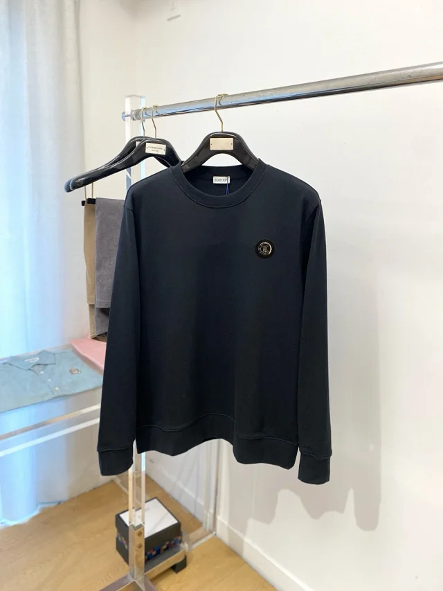 Burberry Hoodies & Sweatshirts Crew-Neck Logo Patch Sweatshirt product detail image 5