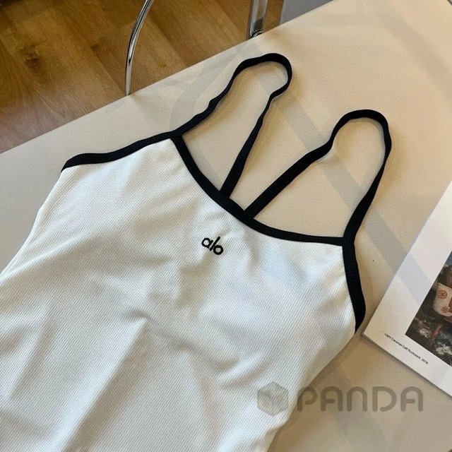Alo Bikini Suit: seller detail photo 14