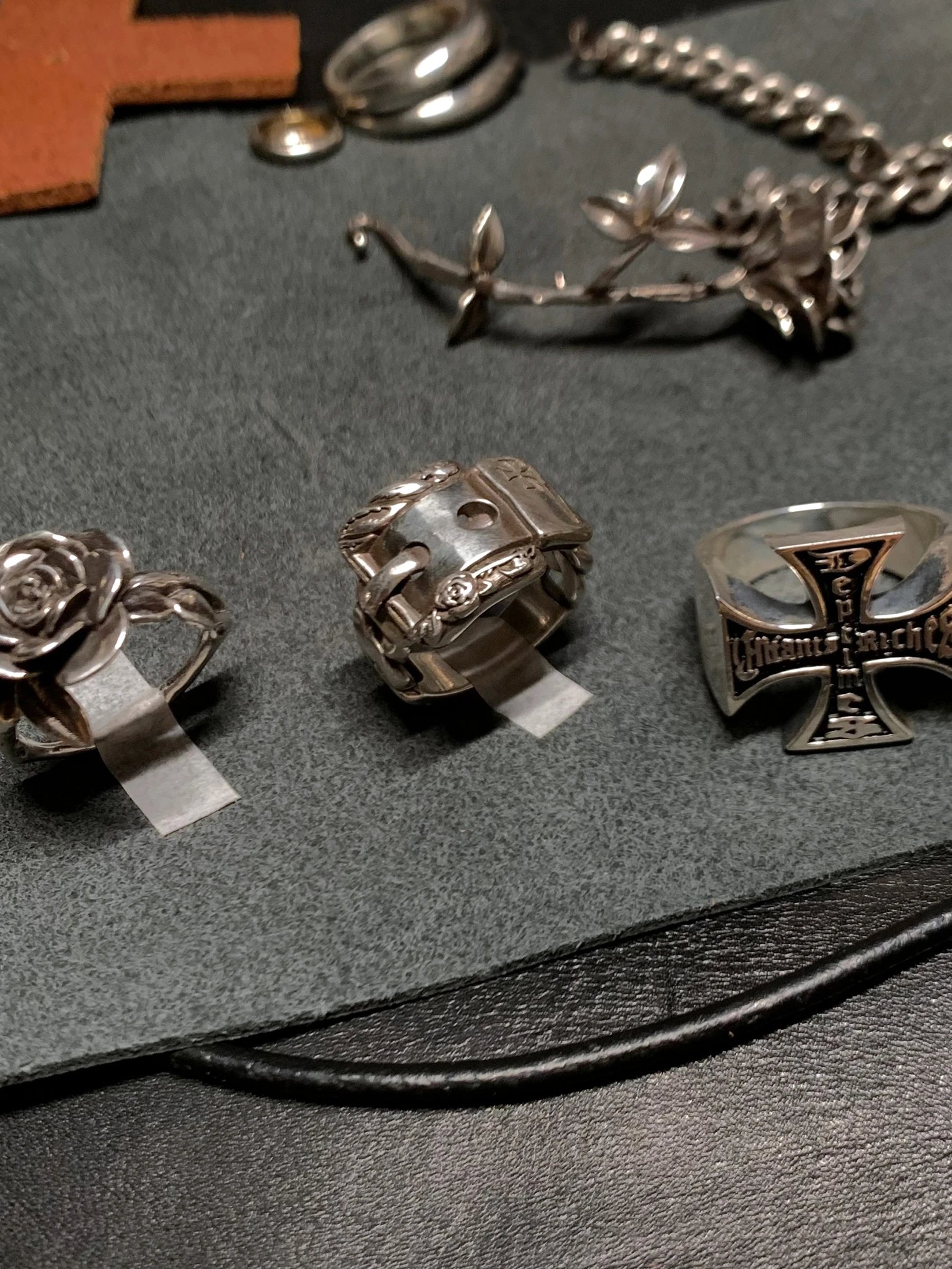 Cross Ring