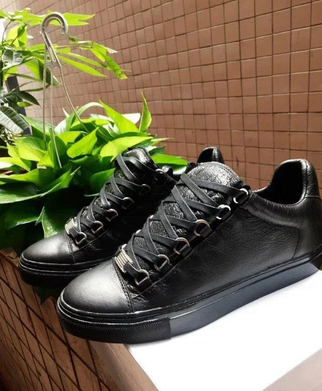 Balenciaga arena: seller detail photo 12