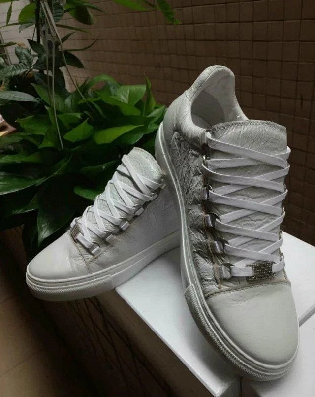 Balenciaga arena: seller detail photo 14