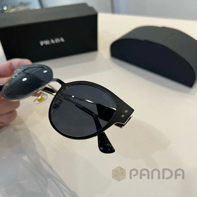 Prada Sunglasses: seller detail photo 14