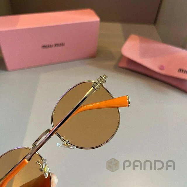 Miu Glasses: seller detail photo 7