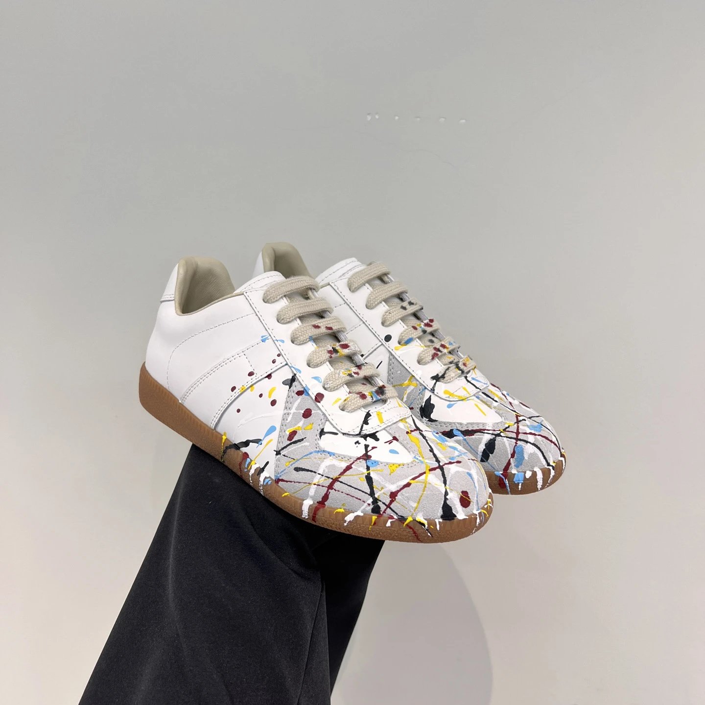 高质量涂鸦泼墨德训鞋pls add whatsapp  15188580278 if u need size guid 2