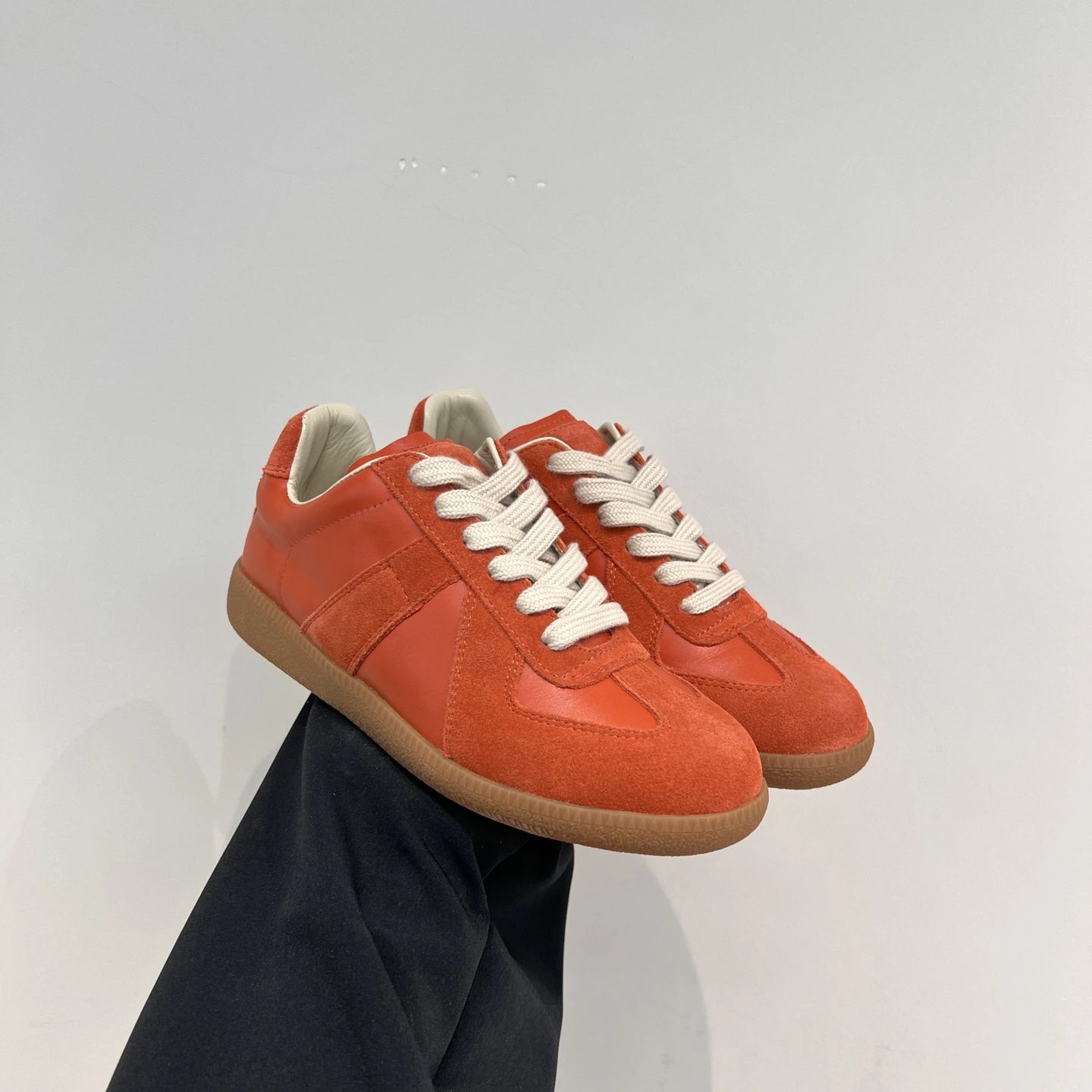 高质量涂鸦泼墨德训鞋pls add whatsapp  15188580278 if u need size guid 14