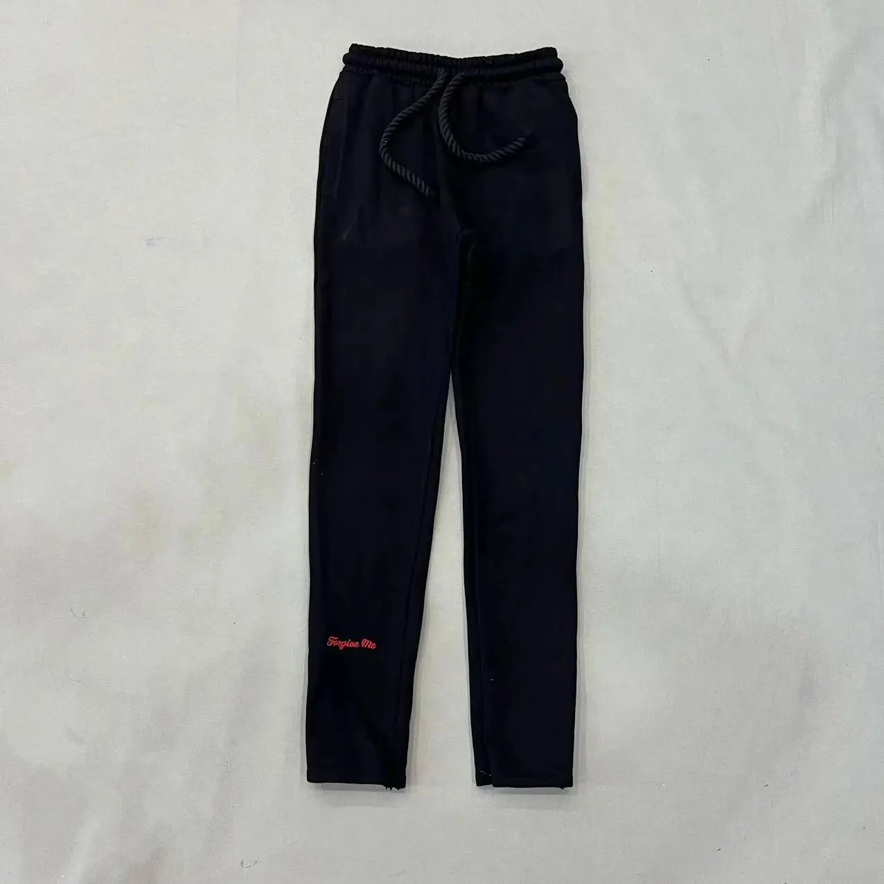 SY (black/red) trousers