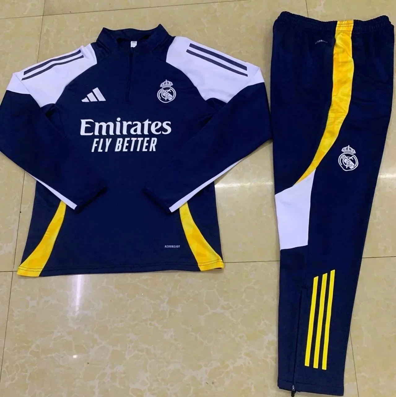 Half Zip Tracksuit photo 2