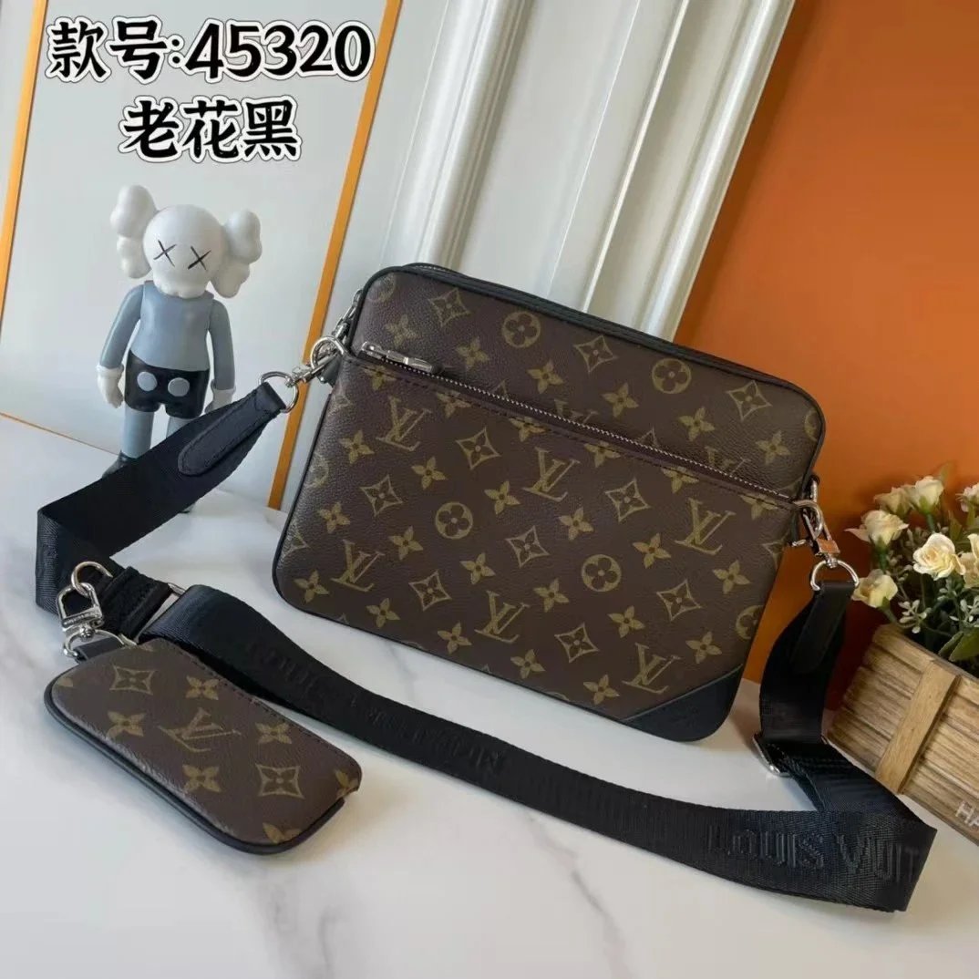 Crossbody Bag photo 6