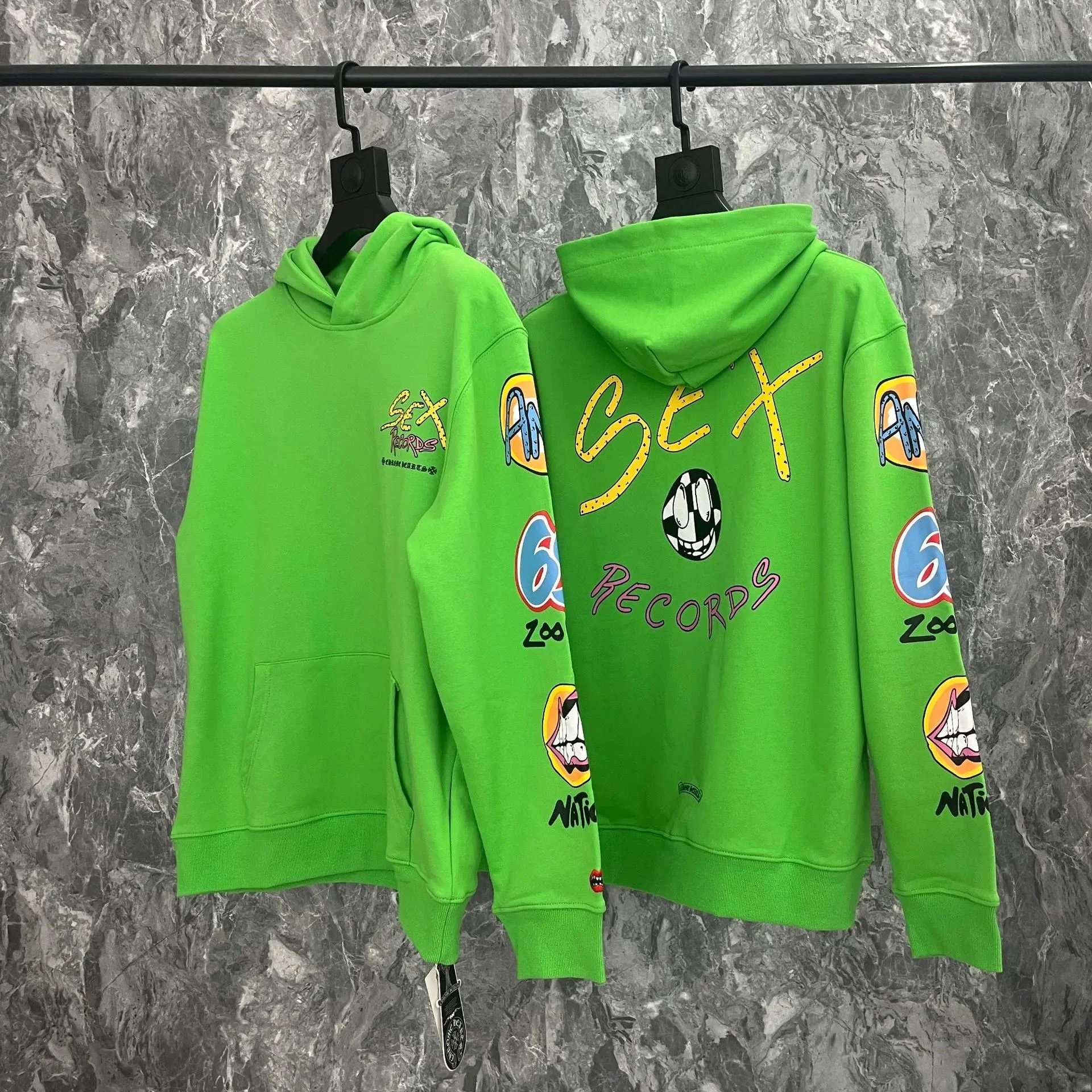 7041 Green