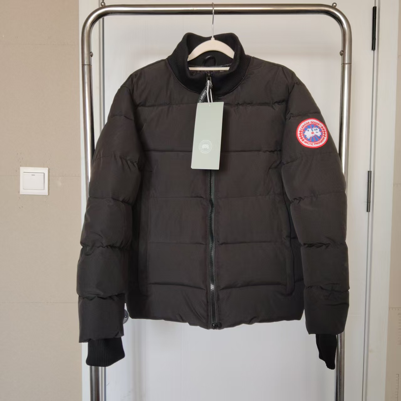 Canada Goose Down Jackets Fur-Trim Hooded Jacket — 30